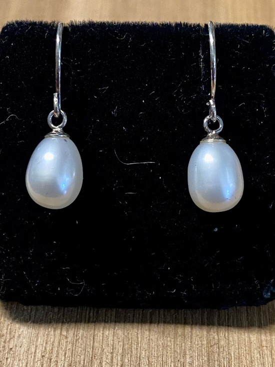 Jewelry - Freshwater Pearl Drop Earrings Sterling Silver 925 ivory colored